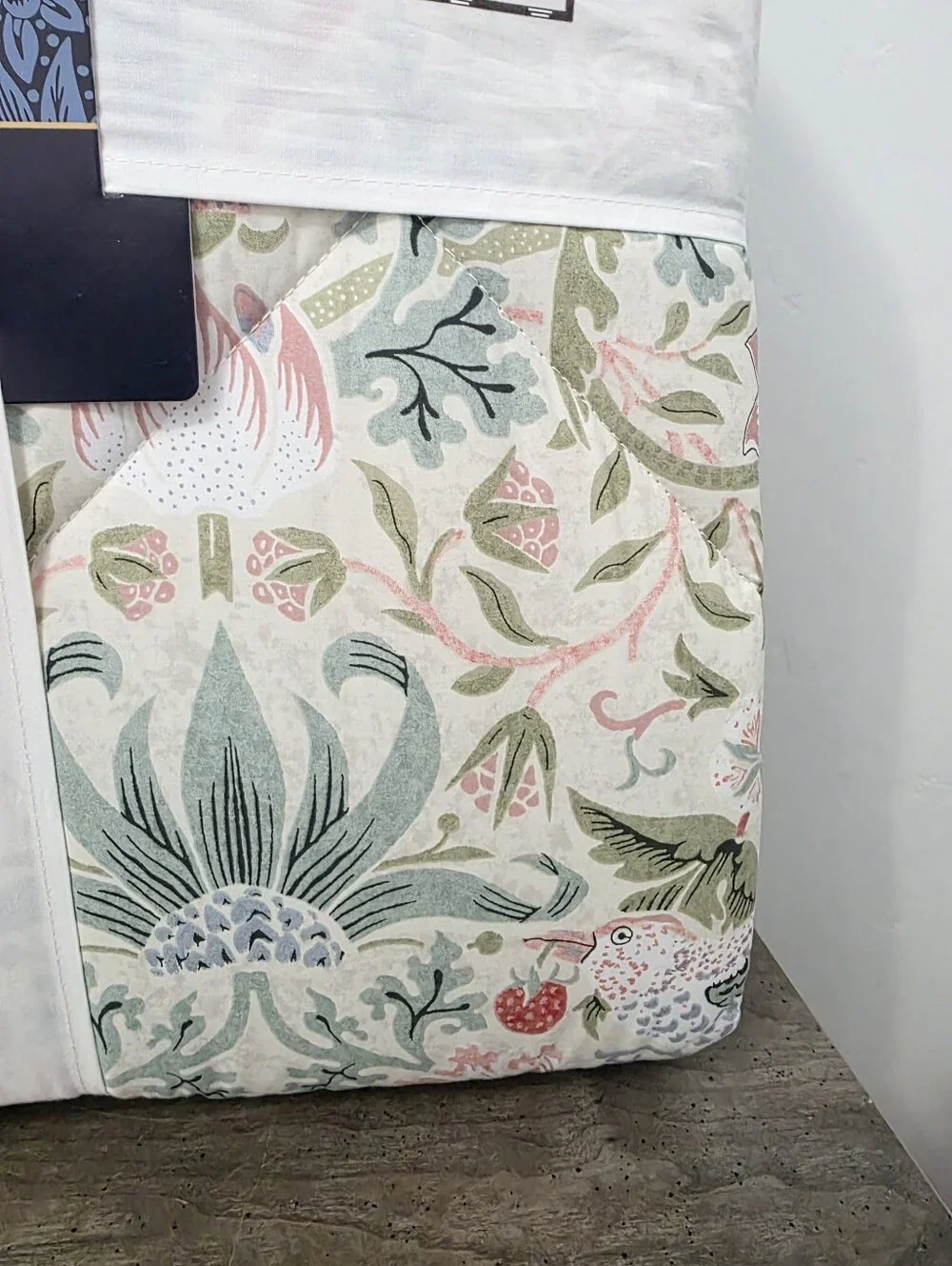 William Morris QUEEN Strawberry Thief 3 Piece Comforter Set Designed in England